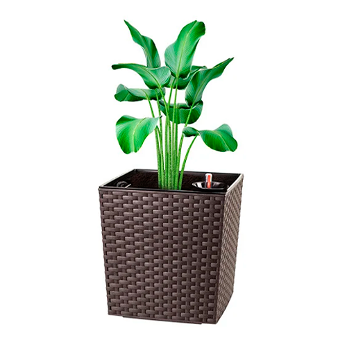 MACETA CUADRADA ESTILO RATAN 19X19X36 CM C/ SISTEMA DE RIEGO